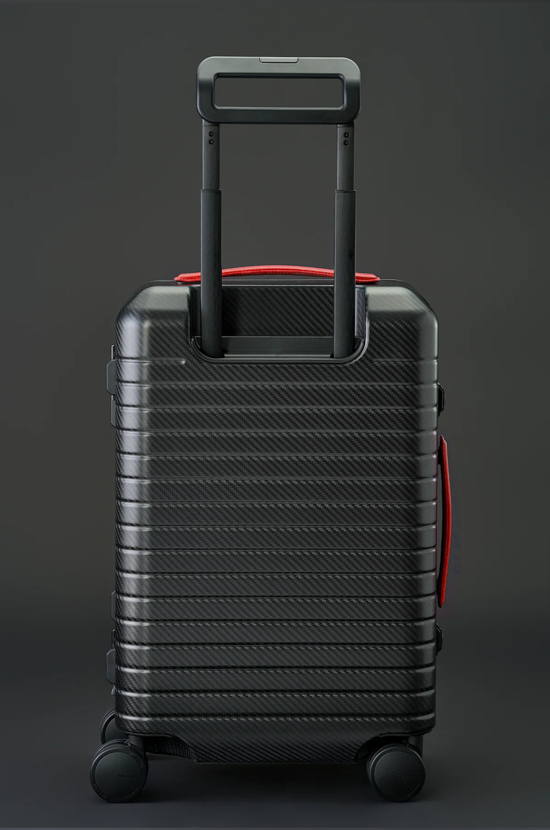 BLACKDIAMOND Red Edition 消光黑鋁框碳纖維行李箱搭配定製皮革版